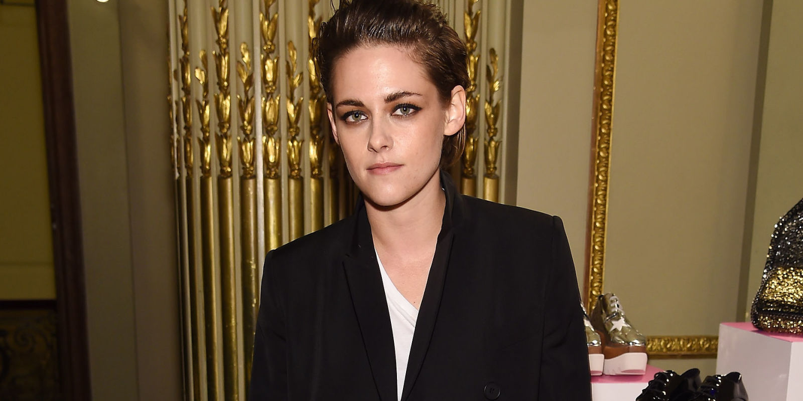 Kristen Stewart suits up for Stella McCartney Autumn 2015 presentation