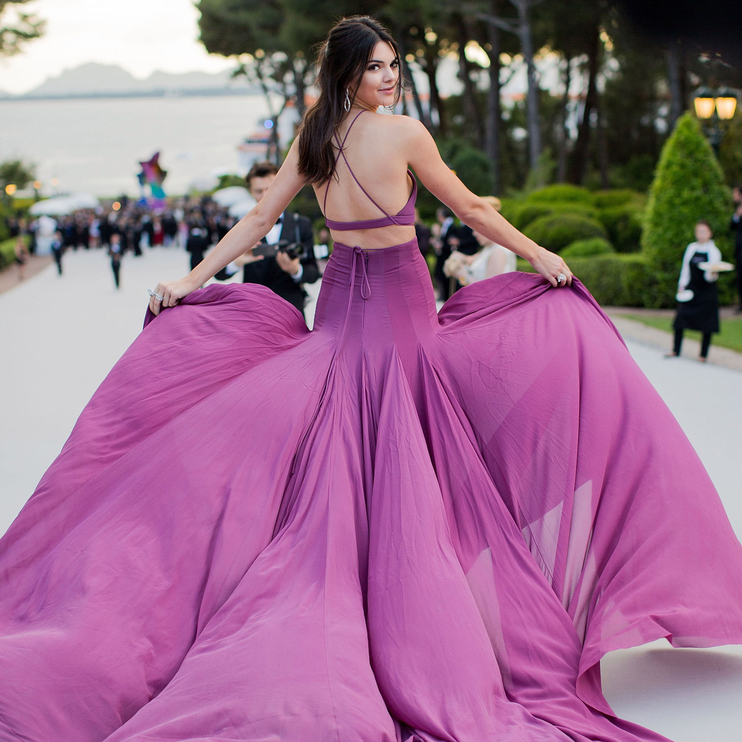 kendall jenner purple dress amfAR Gala 2015: Kendall Jenner's amazing purple dress from loads of  different angles
