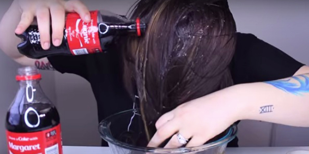 blogger s coca cola hair rinse experiment video blogger s coca cola hair rinse experiment video