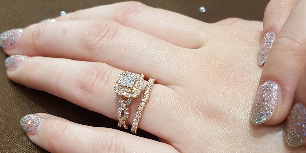 Unique and amazing engagement ring and wedding ring combinations