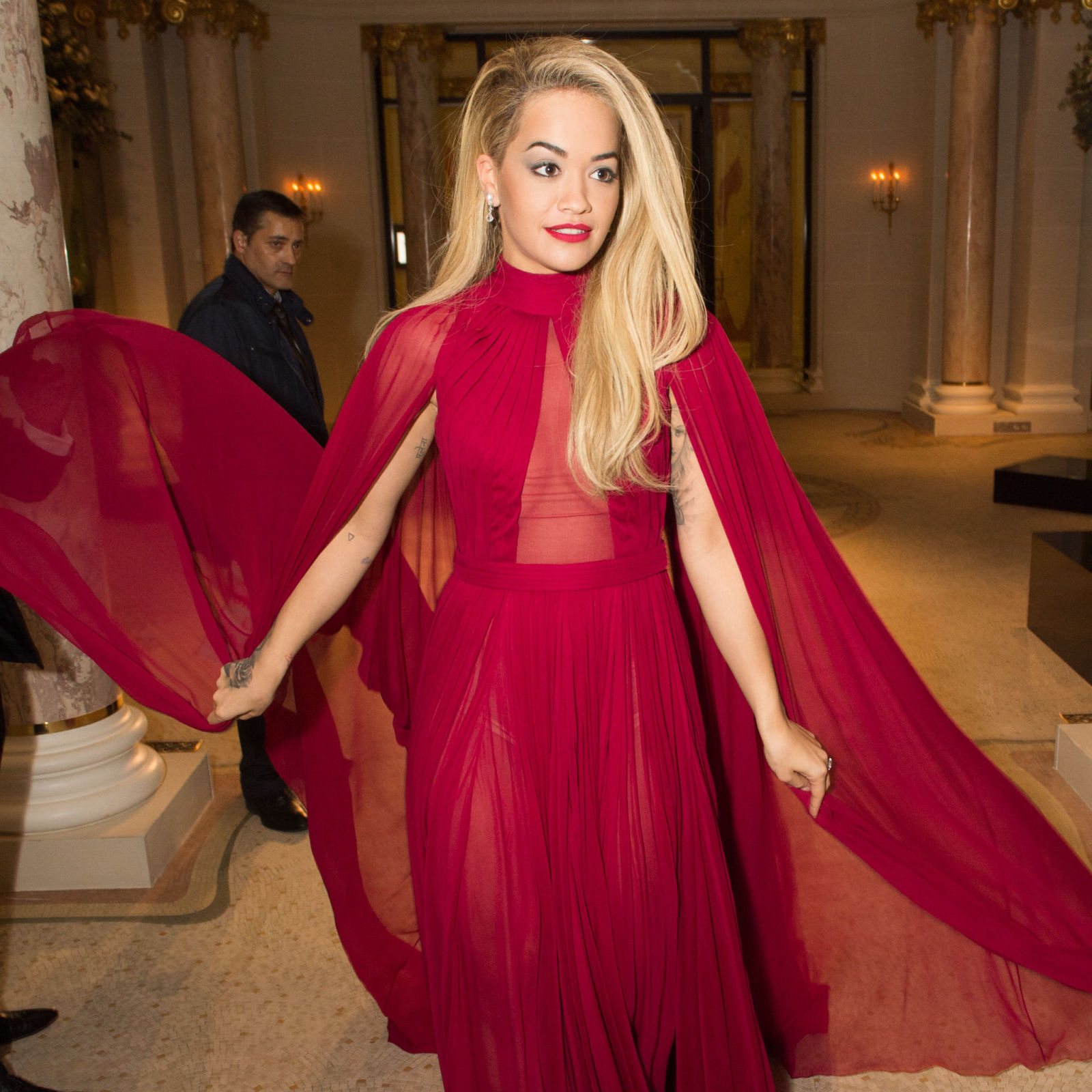 rita ora pink dress Rita Ora's holographic pink mini dress is a festival VIBE