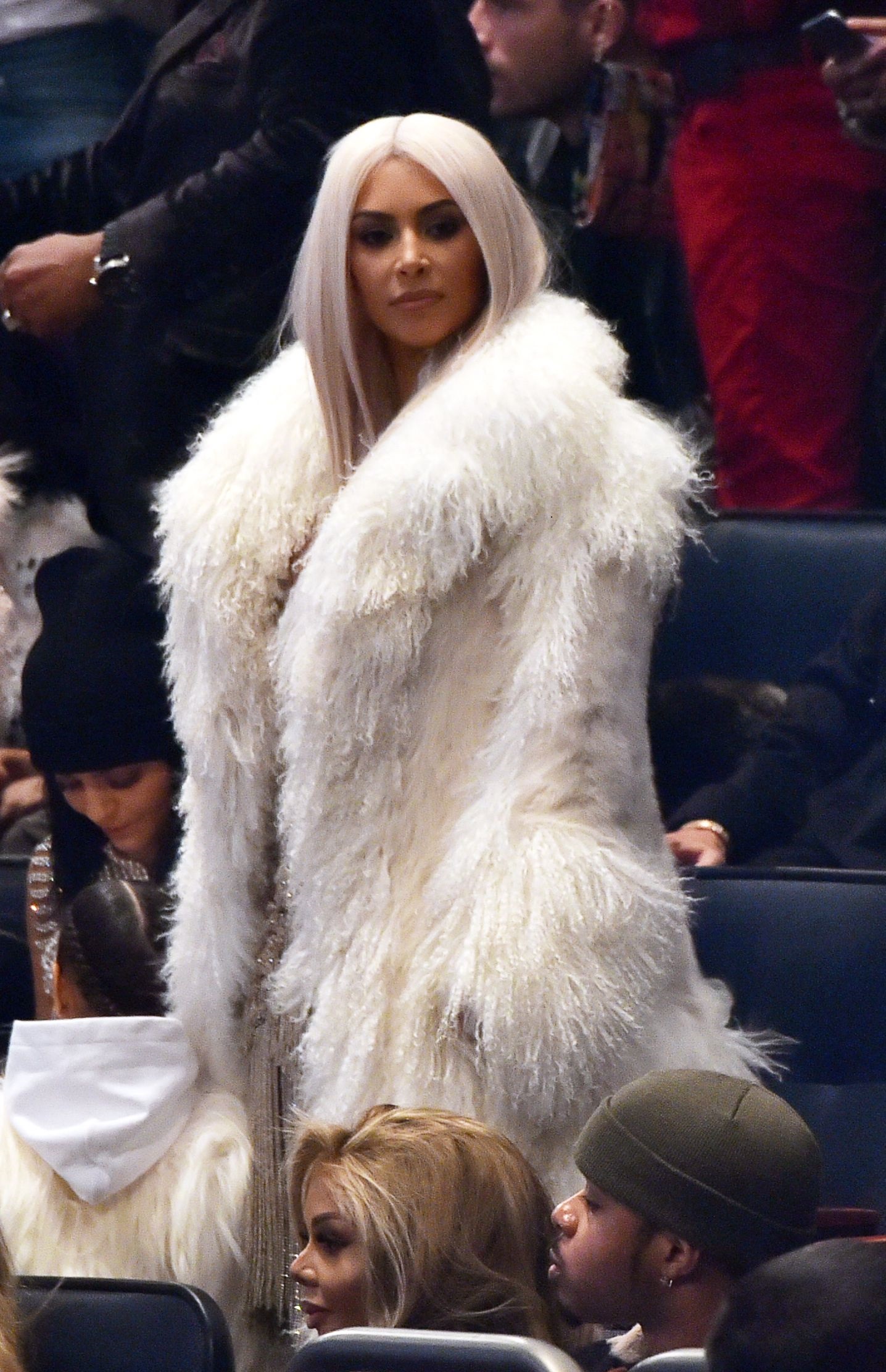 Kim Dye Her Hair Blonde Kim Kardashian Dyed Her Hair Platinum Blonde See The Photo