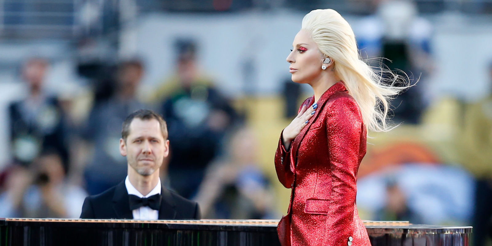 landscape-1454917005-lady-gaga-performin
